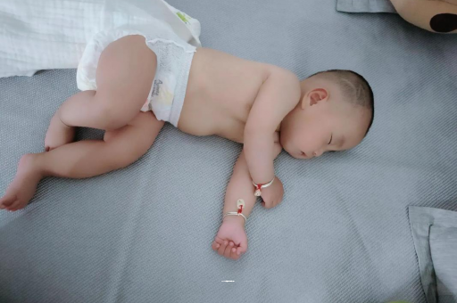 仙桃宝宝几个月可以吃水果